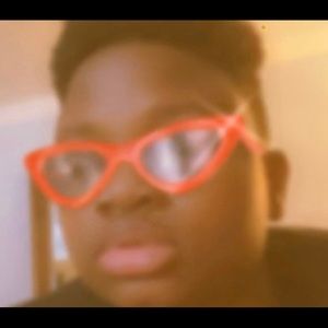 Meet your Posher, Ezra